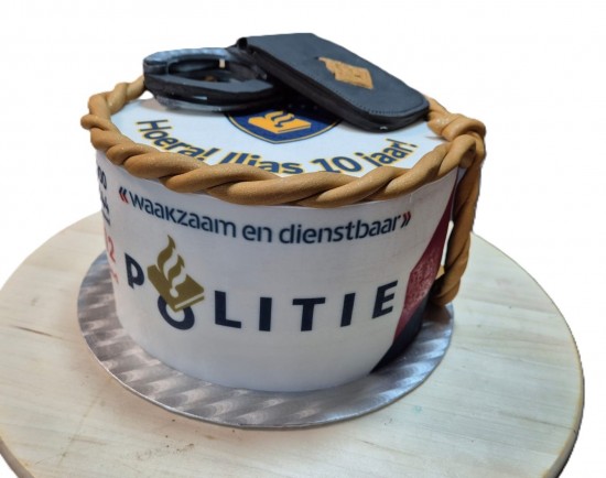 8245e4e4 a774 417c 9a90 a69c01f180a2